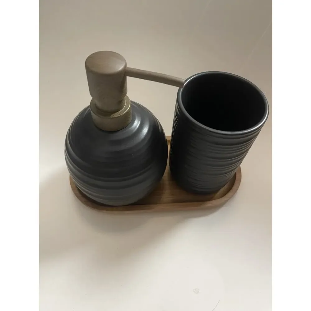 3-Piece Ceramic Bathroom‎ Set with Acacia Wood Tray Bathroom Organizer, Black